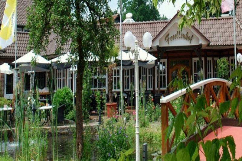 Ringhotel Forellenhof Walsrode Exterior foto